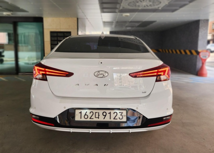 현대 더 뉴아반떼AD 1.6 가솔린 프리미엄 - 이미지 7