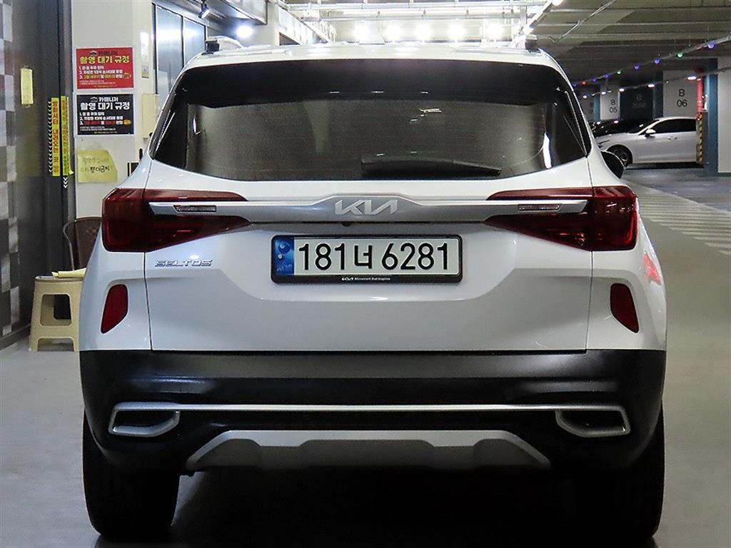 기아 셀토스 1.6 가솔린 2WD 시그니처 - 이미지 16