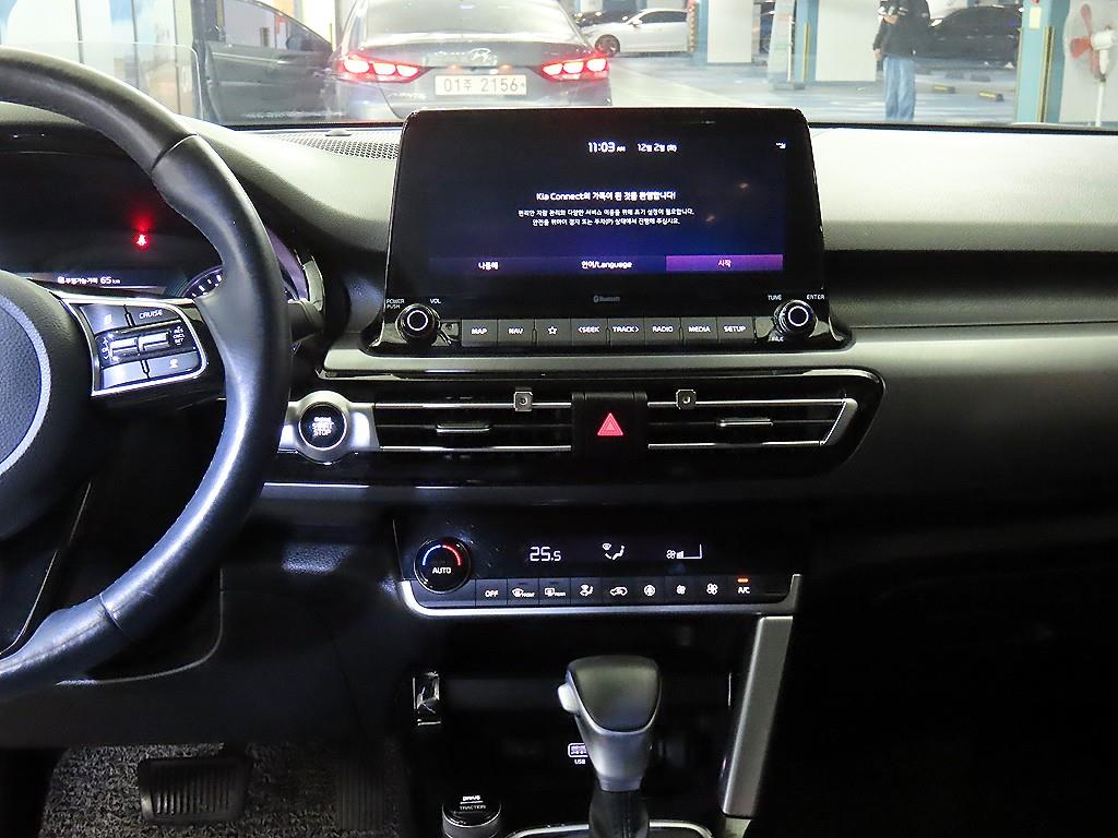 기아 셀토스 1.6 가솔린 2WD 시그니처 - 이미지 20