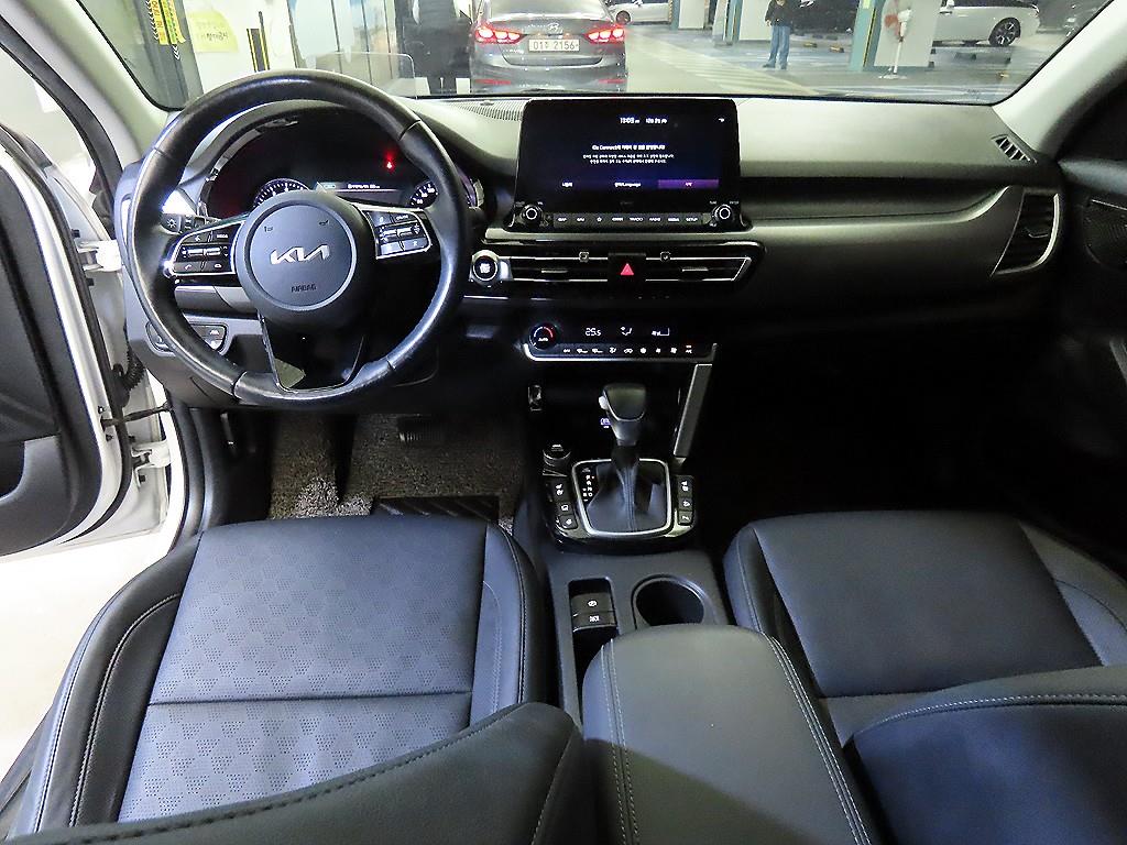 기아 셀토스 1.6 가솔린 2WD 시그니처 - 이미지 14