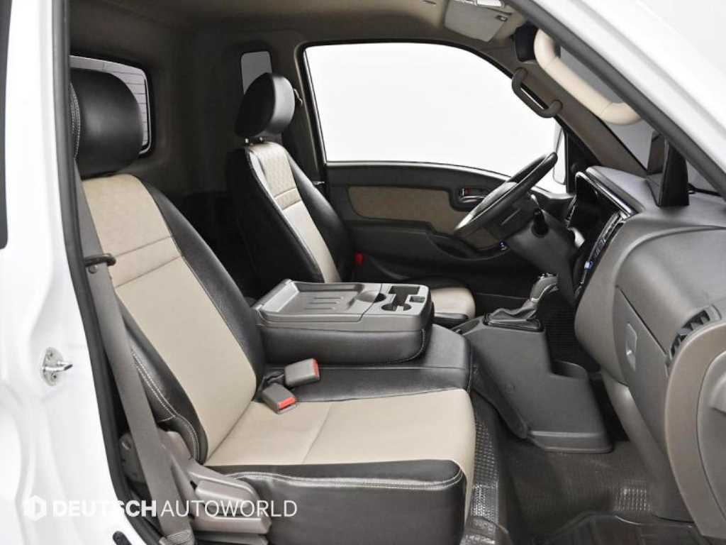 현대 포터II 일렉트릭 내장탑차 저상 - 이미지 15