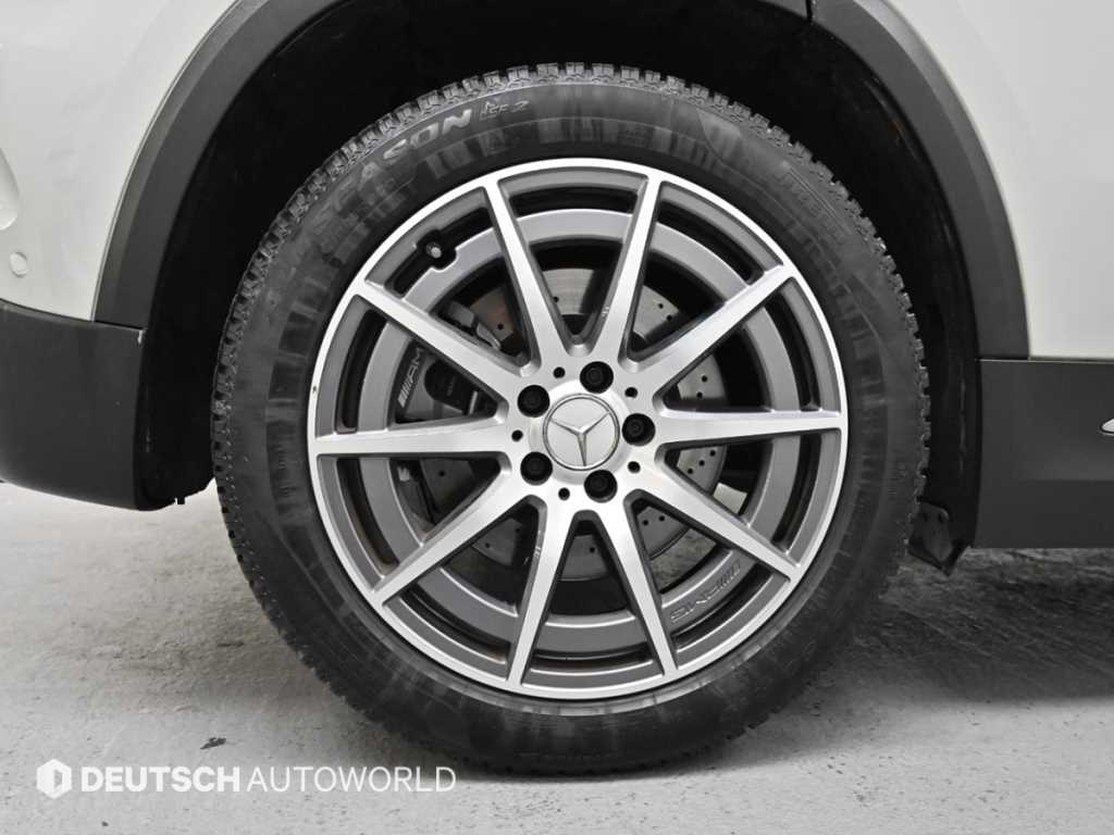 벤츠 GLA클래스(2세대) GLA 45 AMG 4매틱+ - 이미지 15