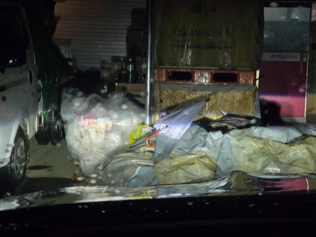 벤츠 GLE클래스(4세대) GLE 450d 4매틱 쿠페 - 이미지 2