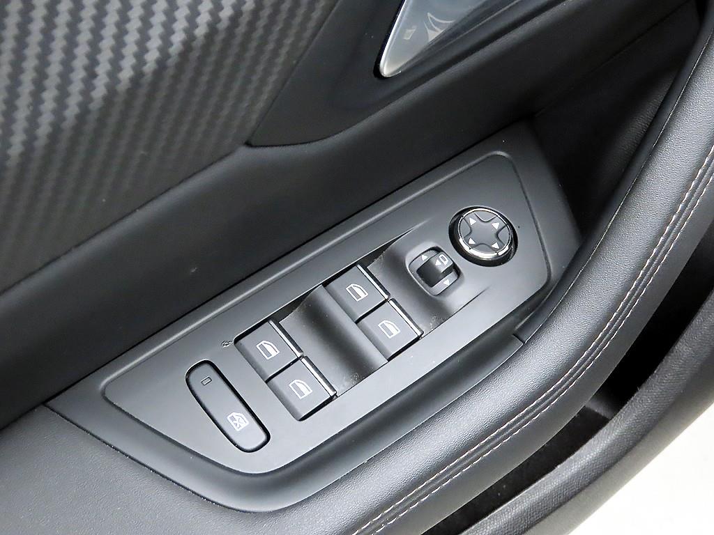 푸조 508(2세대) 1.5 BlueHDi GT