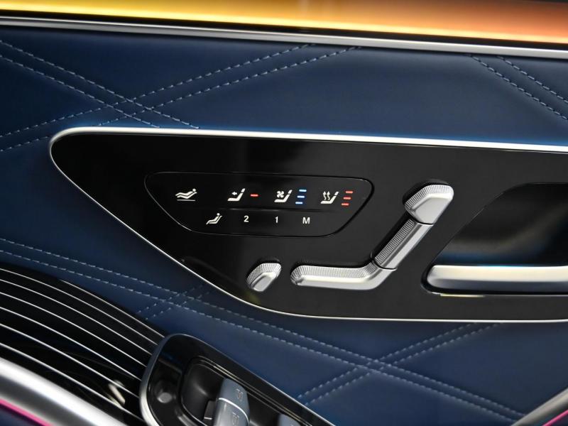 벤츠 S클래스(7세대) 마이바흐 S580 4매틱 메트로폴리탄 나이트워크 - 이미지 14