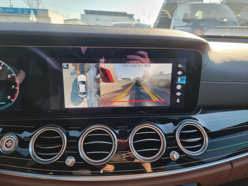 벤츠 E클래스(5세대) E450 4매틱 익스클루시브 - 이미지 6