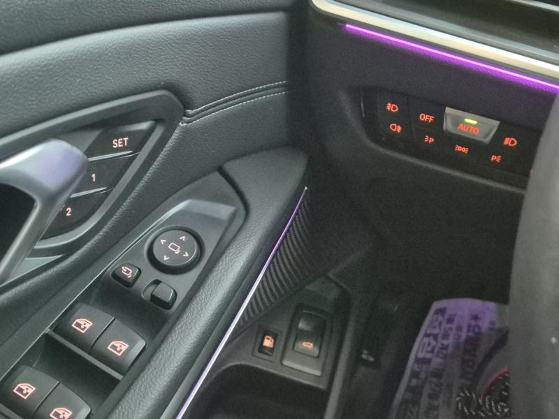 BMW 3시리즈(7세대) 330e 럭셔리 라인 - 이미지 19