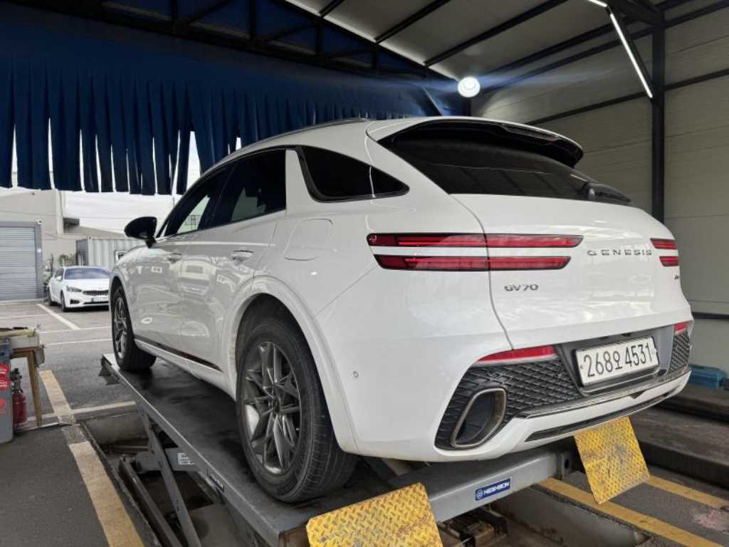 제네시스 GV70 2.5T AWD 기본형 - 이미지 5