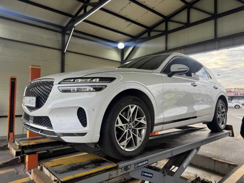 제네시스 GV70 2.5T AWD 기본형 - 이미지 9