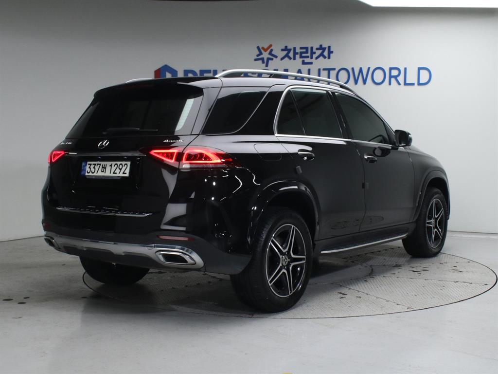 벤츠 GLE클래스(4세대) GLE 450 4매틱 - 이미지 8