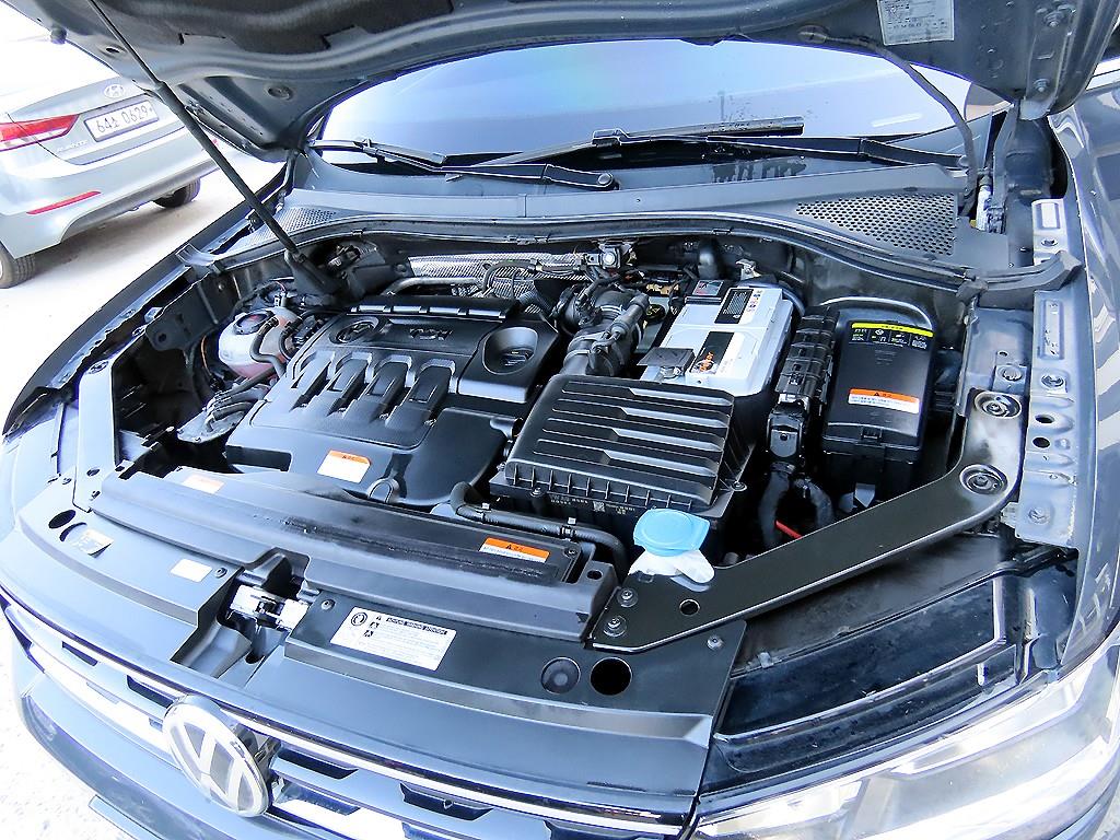 폭스바겐 티구안(2세대) 2.0 TDI 프리미엄 - 이미지 12