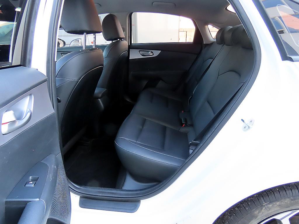 기아 더 뉴 K3 1.6 가솔린 트렌디 - 이미지 15