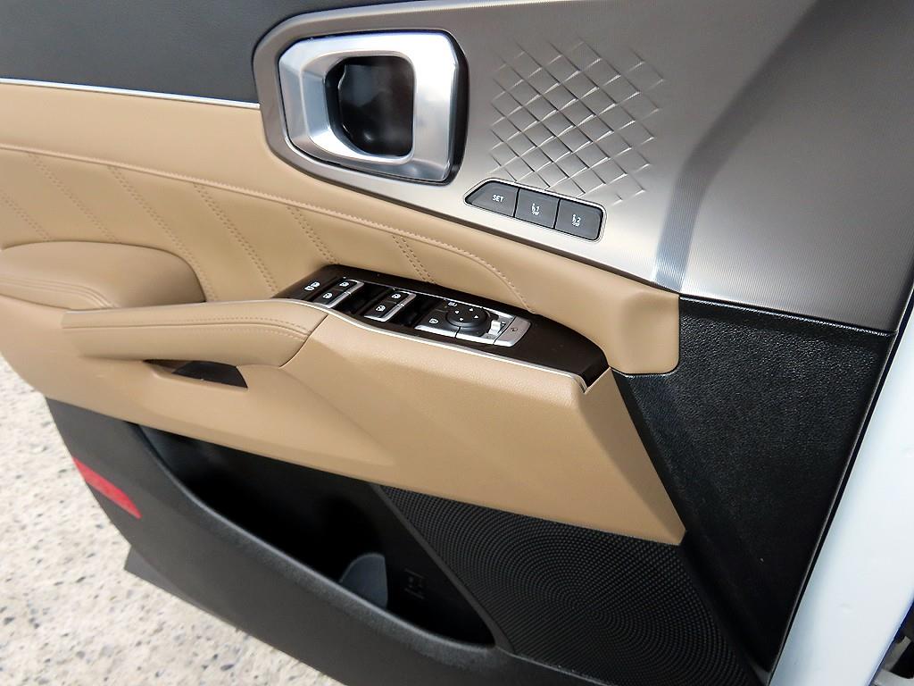 기아 더 뉴쏘렌토(MQ4) 2.5 가솔린 2WD 노블레스 - 이미지 14