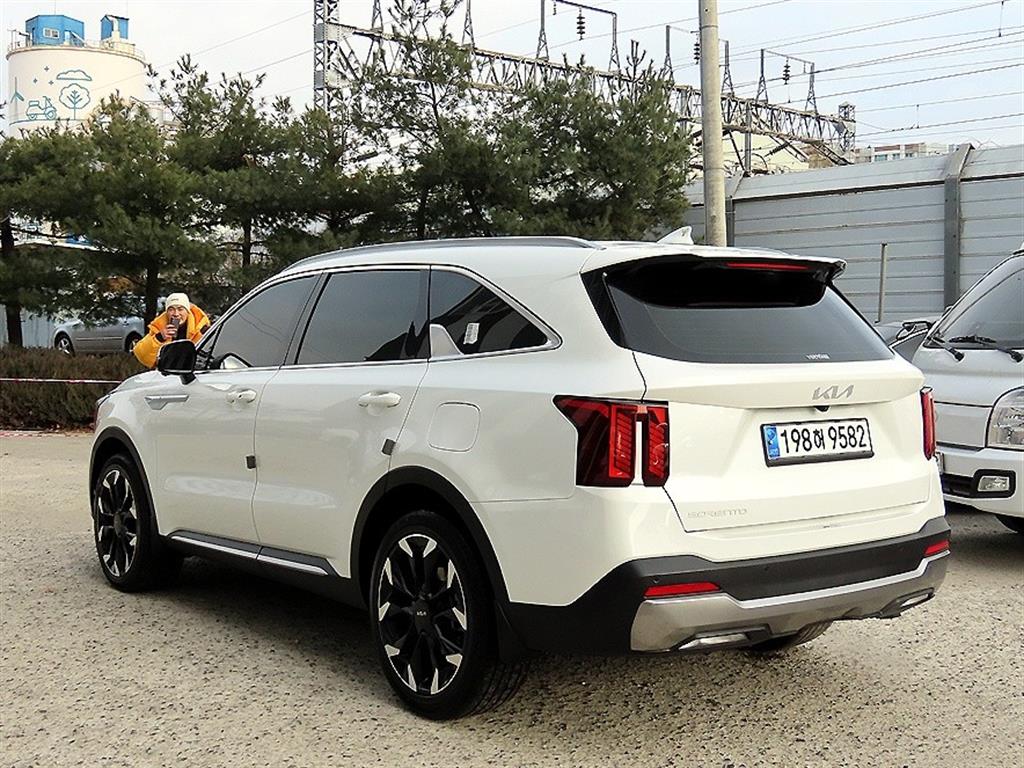 기아 더 뉴쏘렌토(MQ4) 2.5 가솔린 2WD 노블레스 - 이미지 10