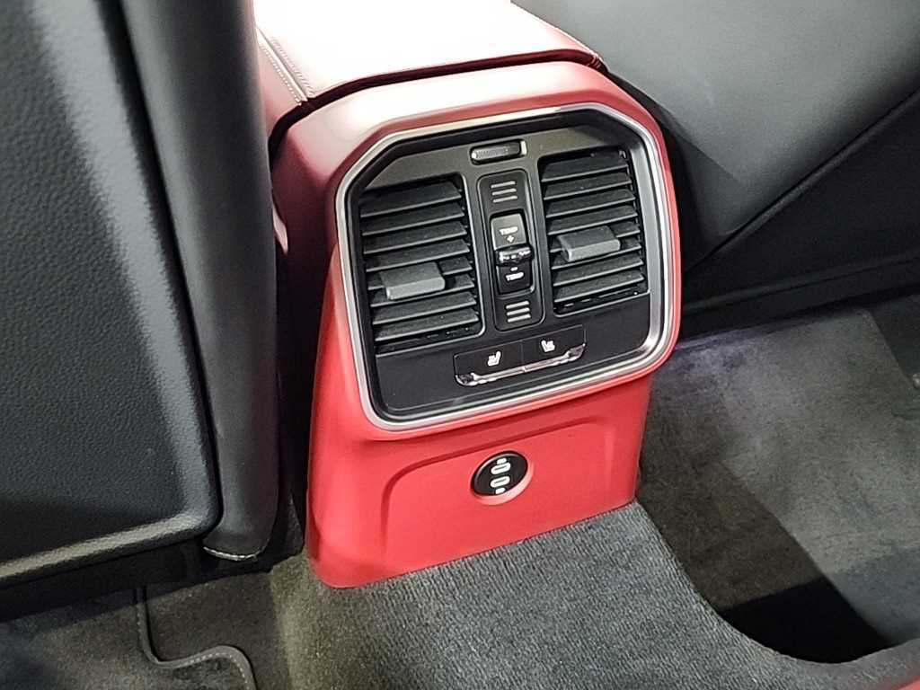 포르쉐 마칸 2.9 GTS - 이미지 2