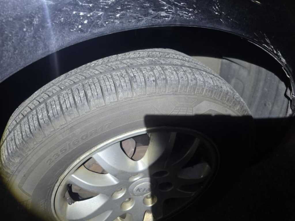 기아 카니발 R 11인승 디젤 GLX 프리미엄 - 이미지 2