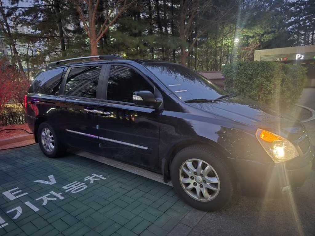 기아 카니발 R 11인승 디젤 GLX 프리미엄 - 이미지 8