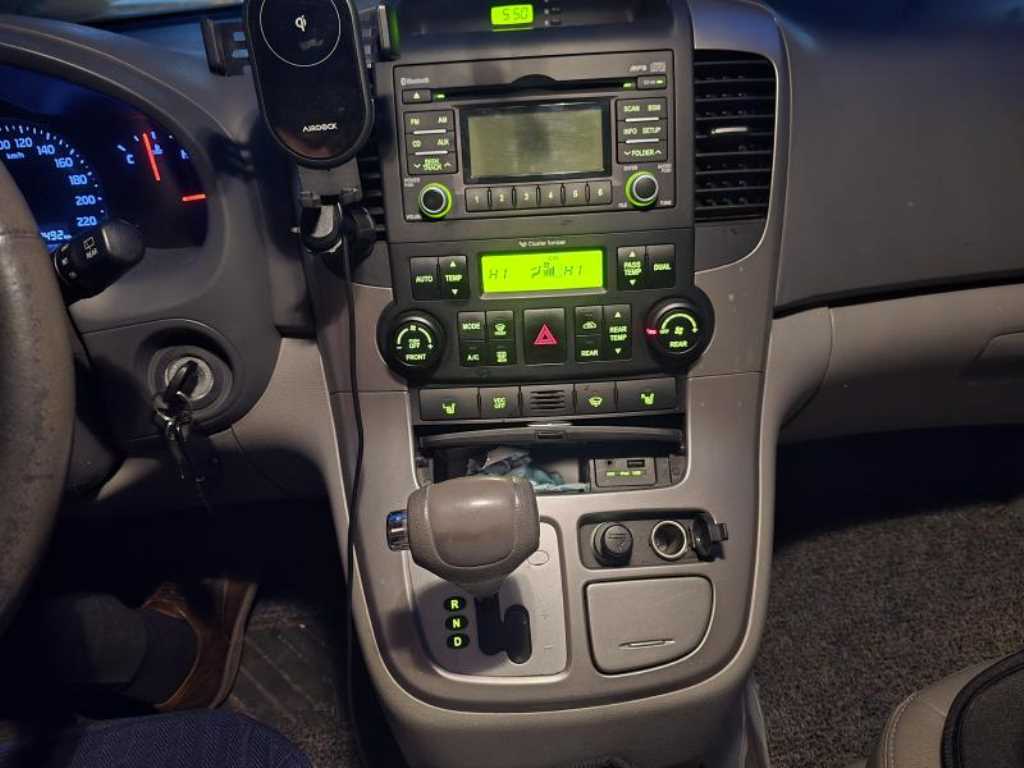 기아 카니발 R 11인승 디젤 GLX 프리미엄 - 이미지 5