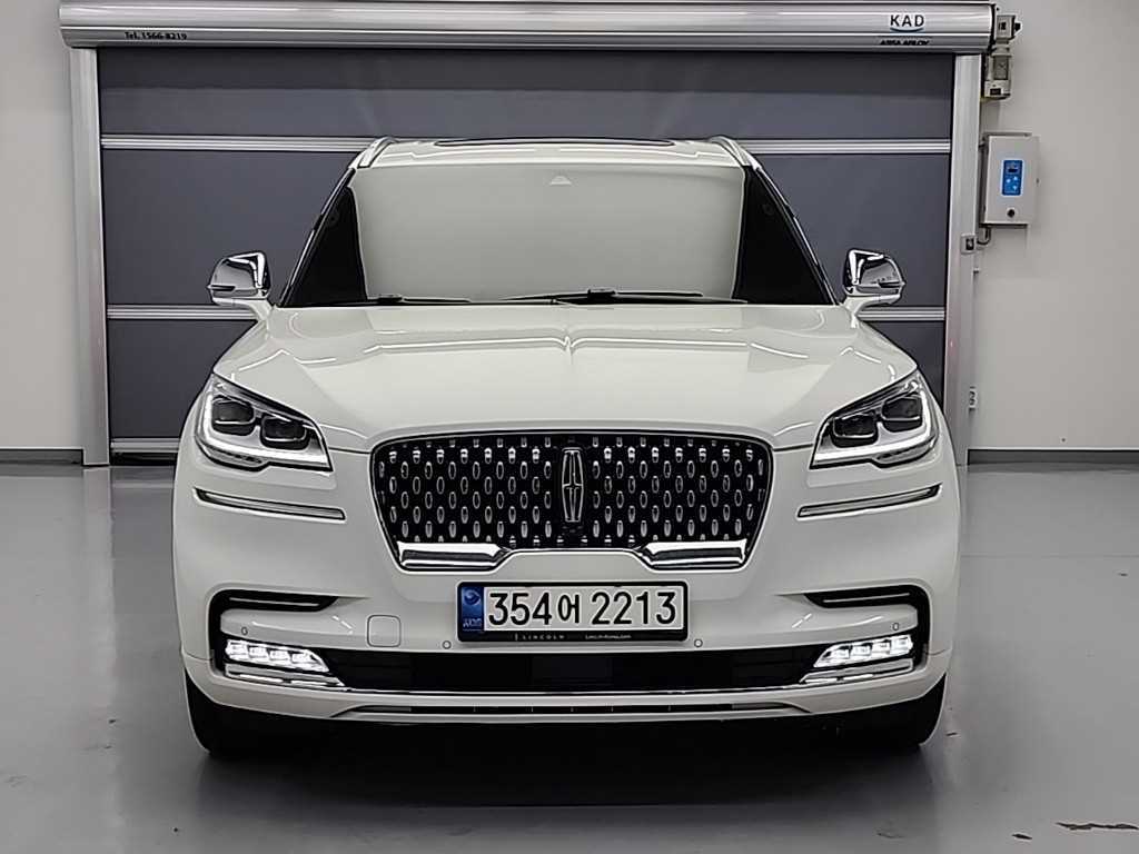 링컨 에비에이터(2세대) 3.0 V6 AWD 블랙 라벨 - 이미지 9