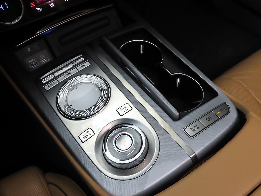 제네시스 더 올뉴G80 가솔린 2.5 2WD 기본형 - 이미지 13