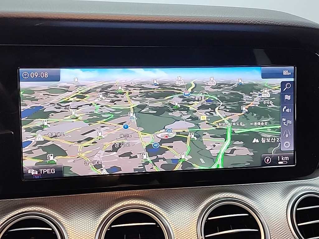 벤츠 E클래스(5세대) E300 아방가르드 - 이미지 10