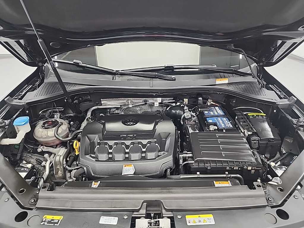 폭스바겐 티구안(2세대) 올스페이스 2.0 TSI 프레스티지 - 이미지 17