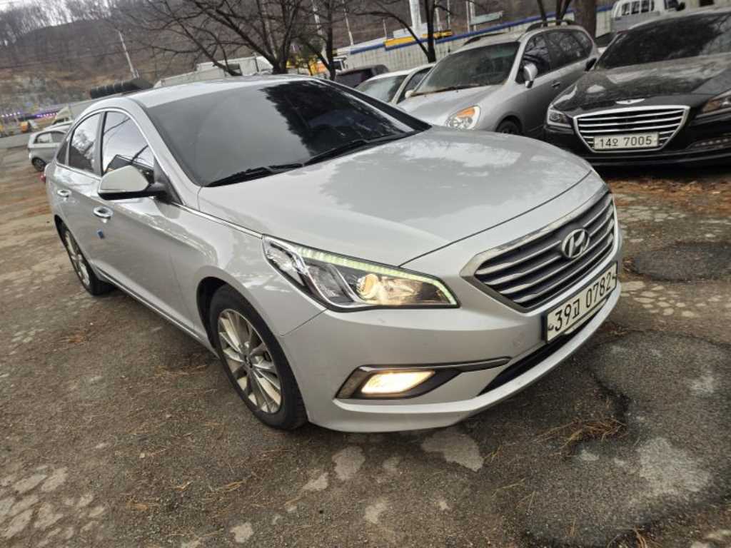 현대 LF쏘나타 2.0 CVVL 스마트 스페셜 - 이미지 5