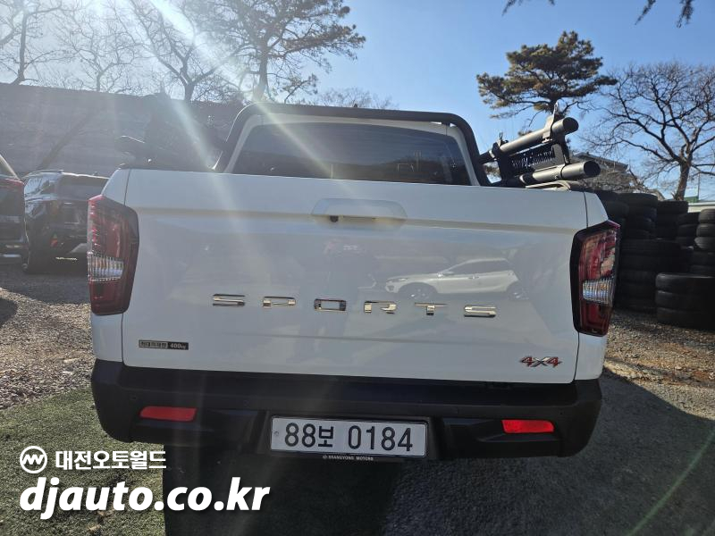 KG모빌리티(쌍용) 더 뉴렉스턴 스포츠 2.2 4WD 프레스티지 - 이미지 2