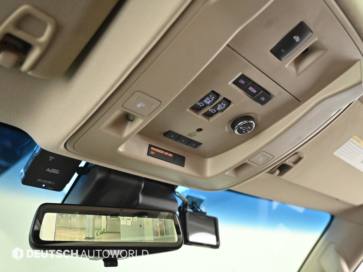 캐딜락 에스컬레이드(4세대) 6.2 V8 - 이미지 12