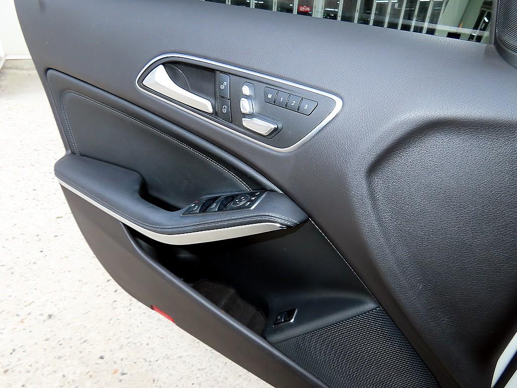 벤츠 GLA클래스 GLA 220 - 이미지 7