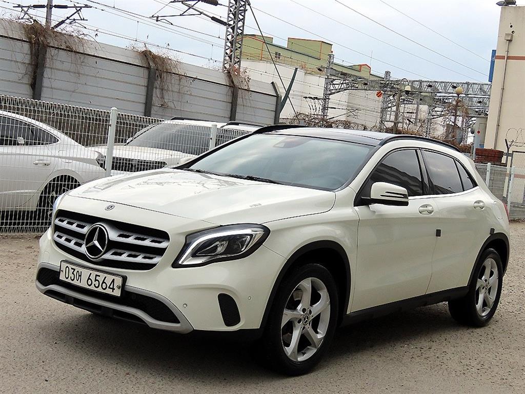 벤츠 GLA클래스 GLA 220 - 이미지 12