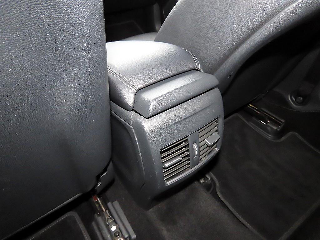 벤츠 GLA클래스 GLA 220 - 이미지 19