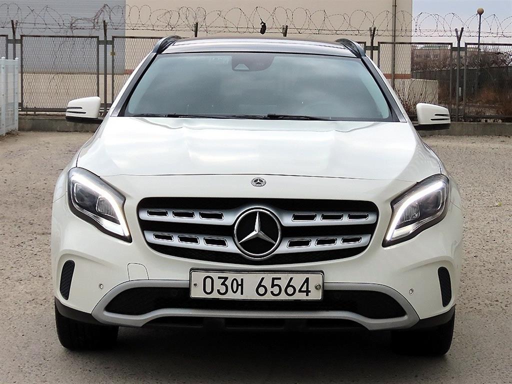 벤츠 GLA클래스 GLA 220 - 이미지 16