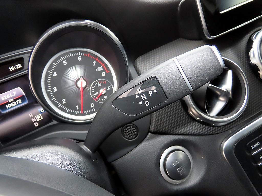 벤츠 GLA클래스 GLA 220 - 이미지 10