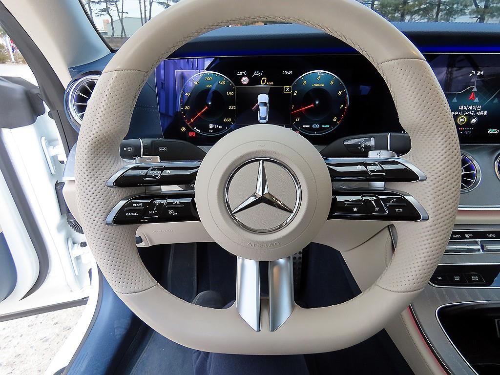 벤츠 E클래스(5세대) 쿠페 E450 4매틱 - 이미지 2