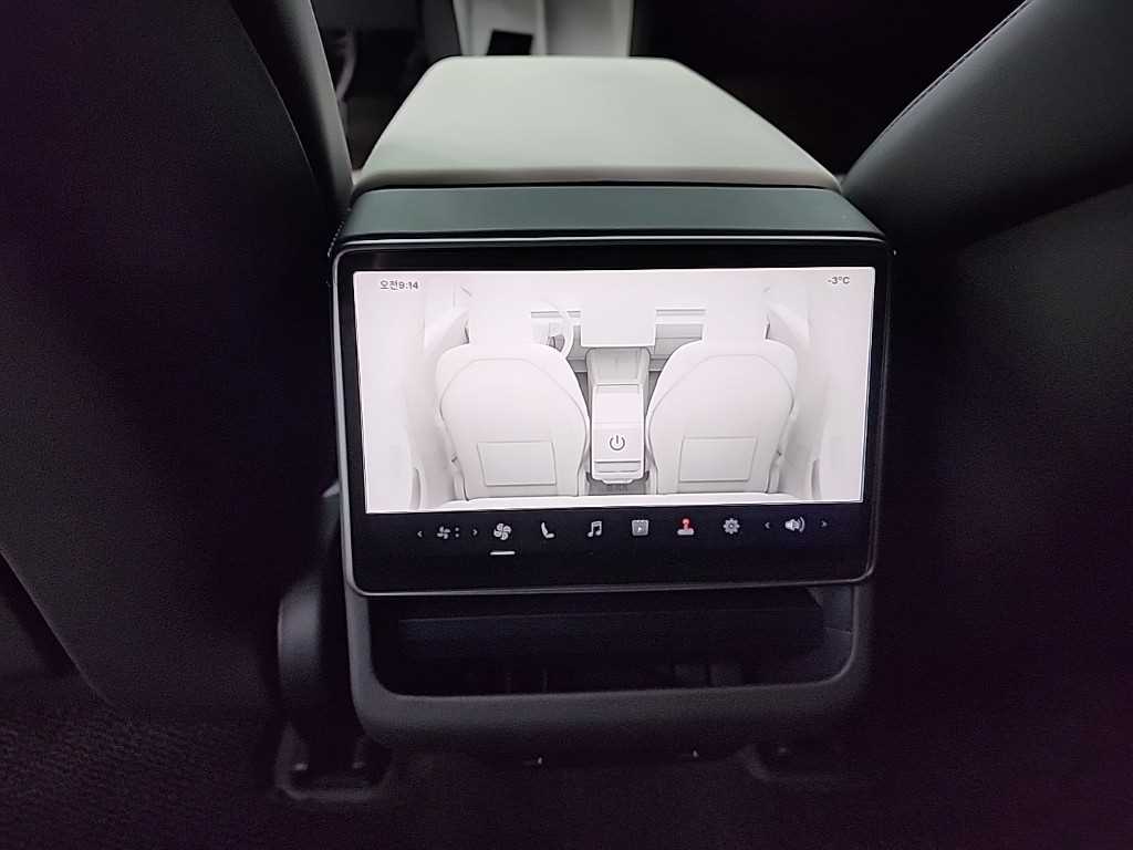 테슬라 모델 3 RWD - 이미지 4