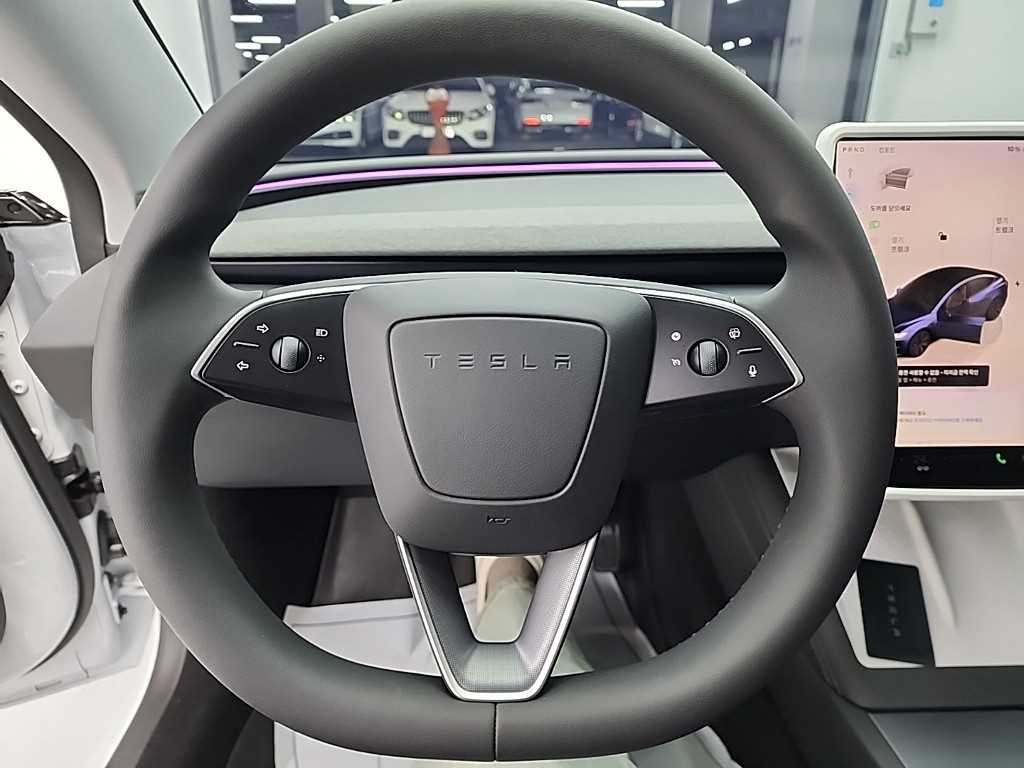 테슬라 모델 3 RWD - 이미지 8