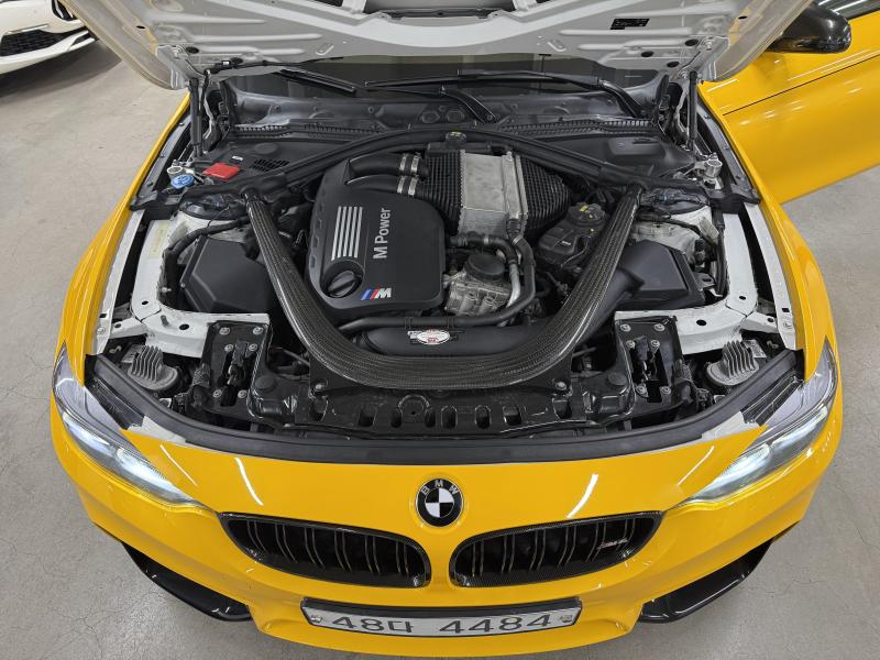 BMW M4 M4 쿠페 컴페티션 - 이미지 3