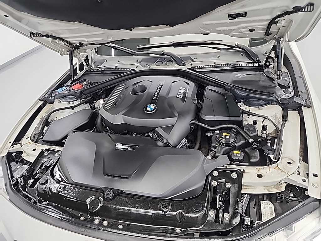 BMW 3시리즈(6세대) 330i M 스포츠팩 - 이미지 15