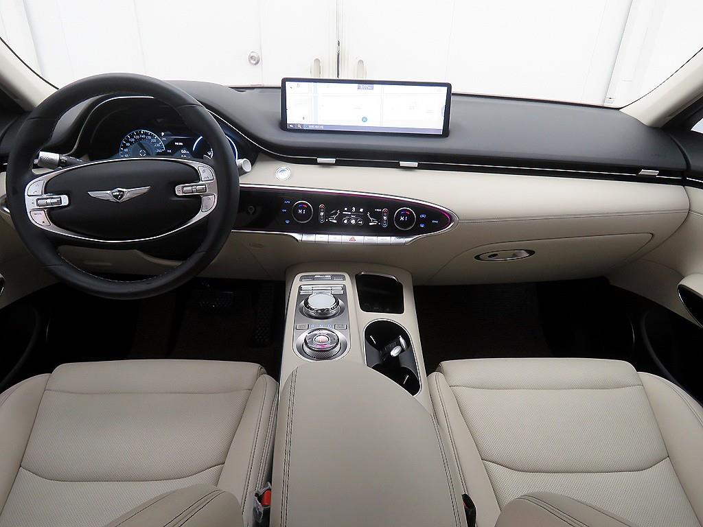 제네시스 GV70 2.5T AWD 기본형 - 이미지 11