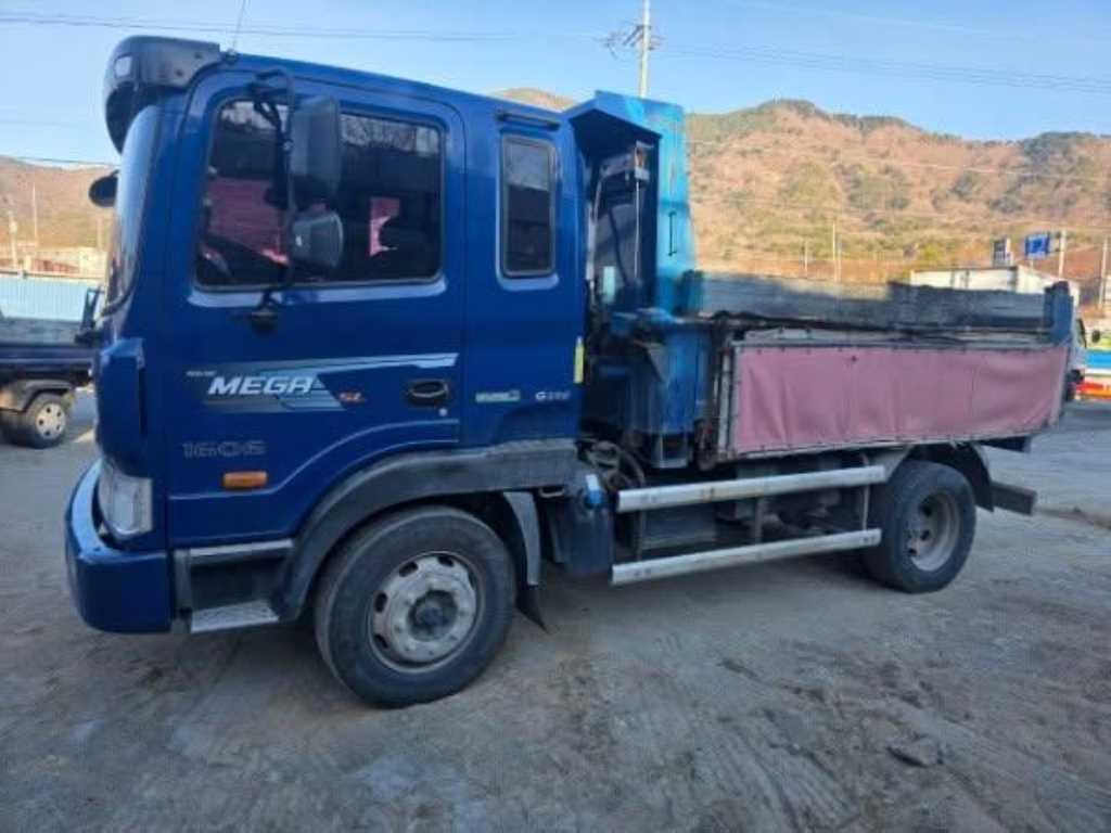 현대 메가트럭 덤프 5톤 - 이미지 2