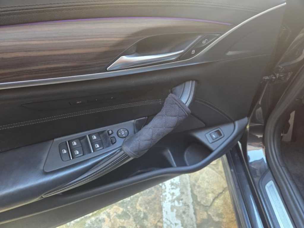 BMW 5시리즈(7세대) 520d xDrive M스포츠팩 플러스 - 이미지 10