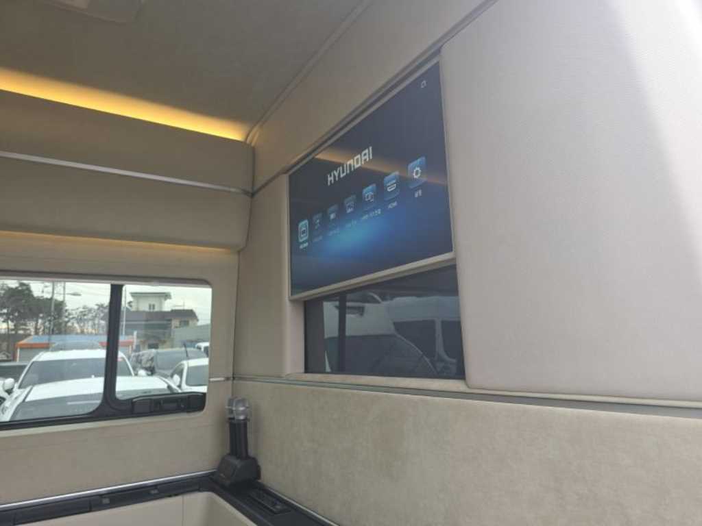 현대 쏠라티 리무진 11인승 - 이미지 8