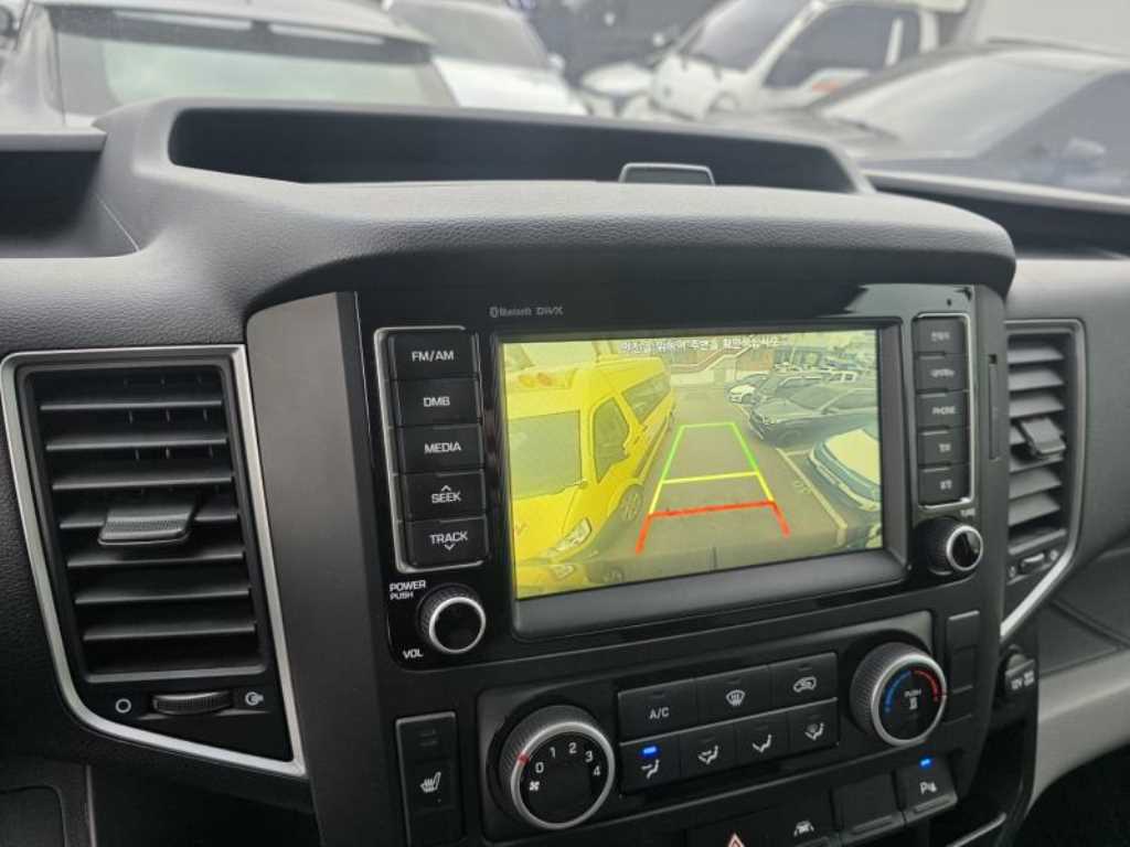 현대 쏠라티 리무진 11인승 - 이미지 3