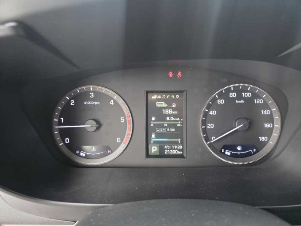 현대 쏠라티 리무진 11인승 - 이미지 10