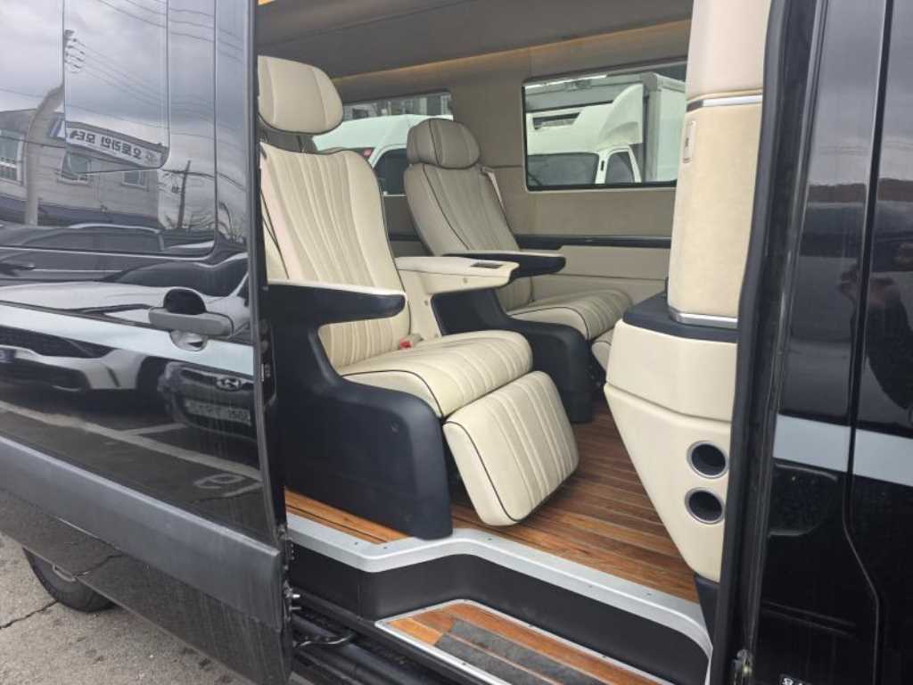 현대 쏠라티 리무진 11인승 - 이미지 7