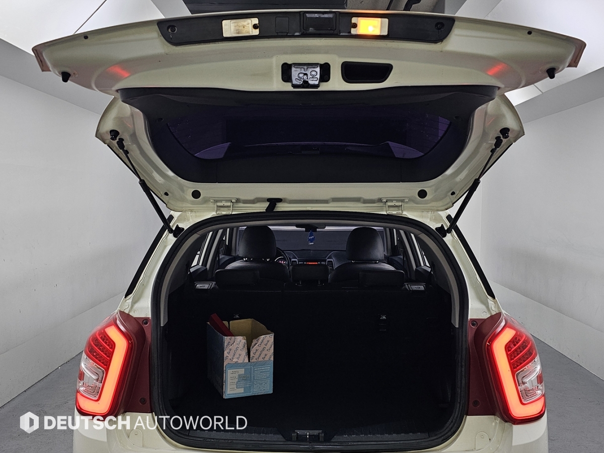 KG모빌리티(쌍용) 티볼리 에어 가솔린 2WD IX - 이미지 16