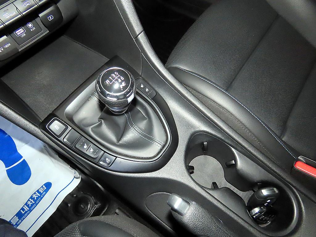 현대 벨로스터 N 2.0 N 퍼포먼스 - 이미지 10