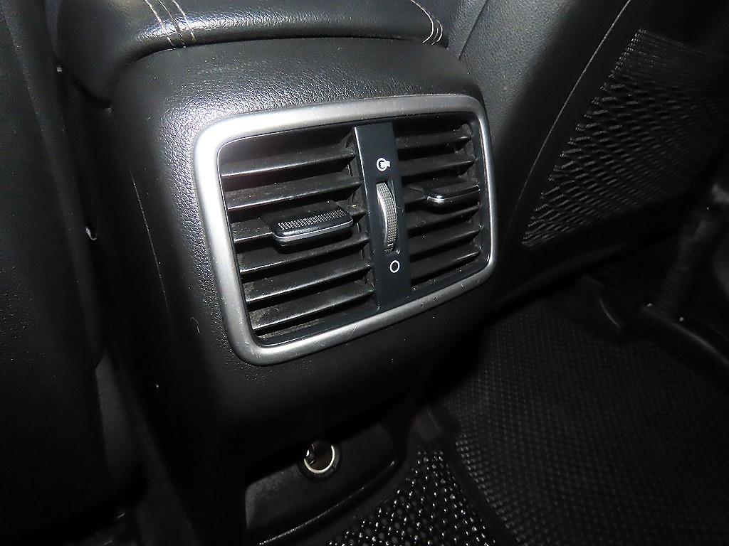 기아 신형 스포티지 1.7 2WD 노블레스 - 이미지 17