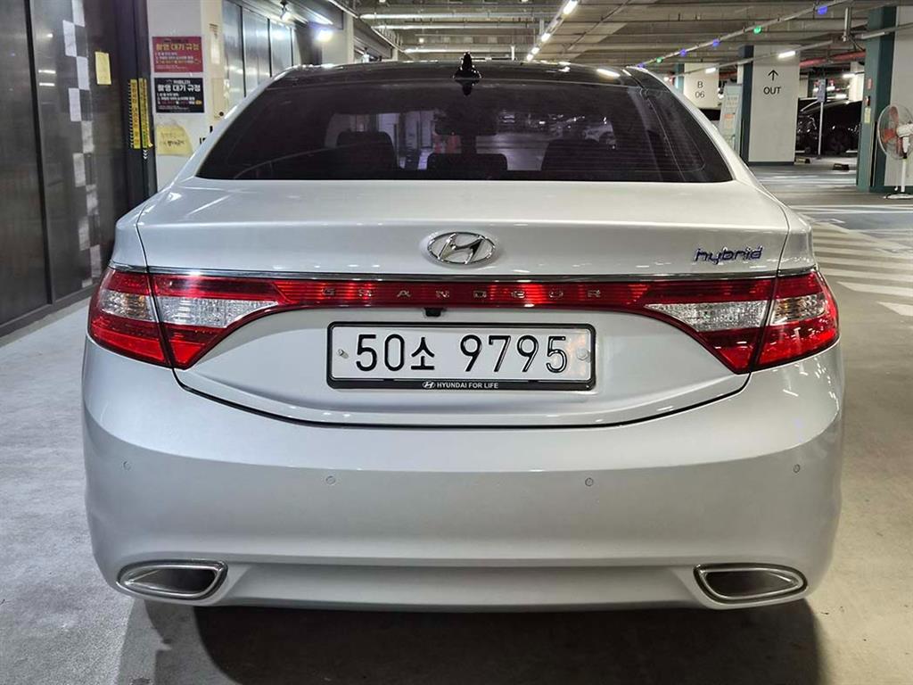 현대 그랜저HG 하이브리드 2.4 HEV 프리미엄 - 이미지 18